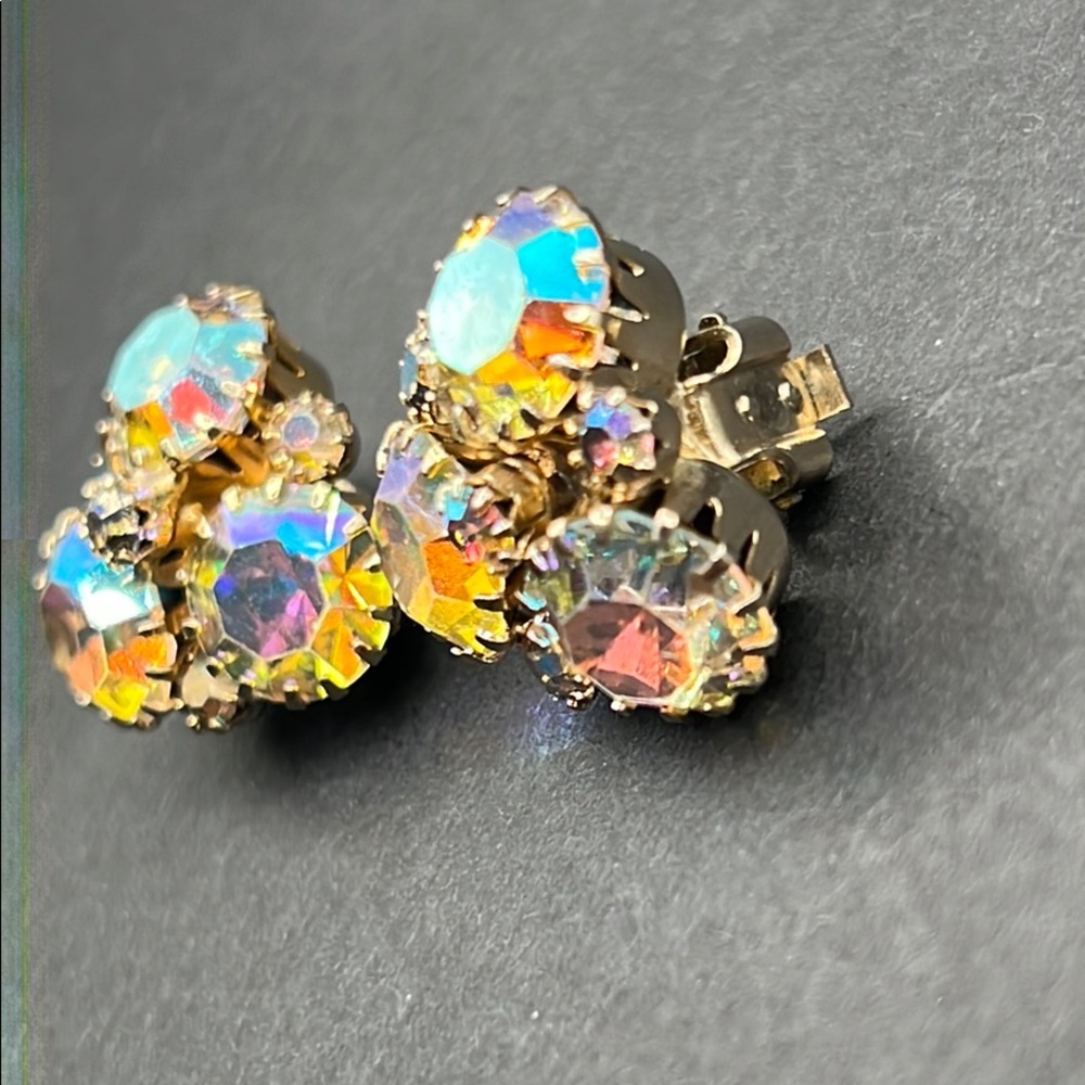 Vintage Weiss AB crystal clip on earrings - Picture 2 of 5